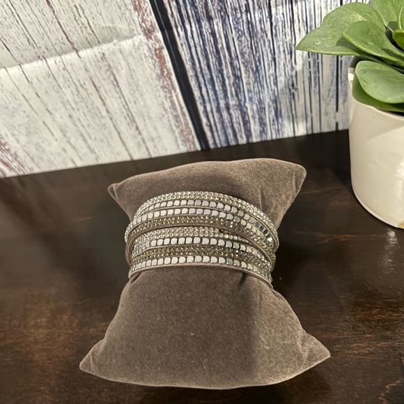 Rockstar Attitude Silver Wrap Bracelet - Picture 4 of 9